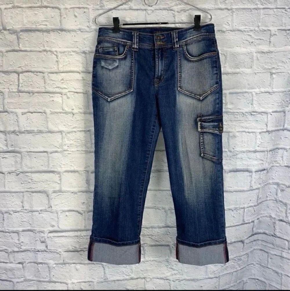 Jeanstar women 10 washed denim cuffed capris blue & white